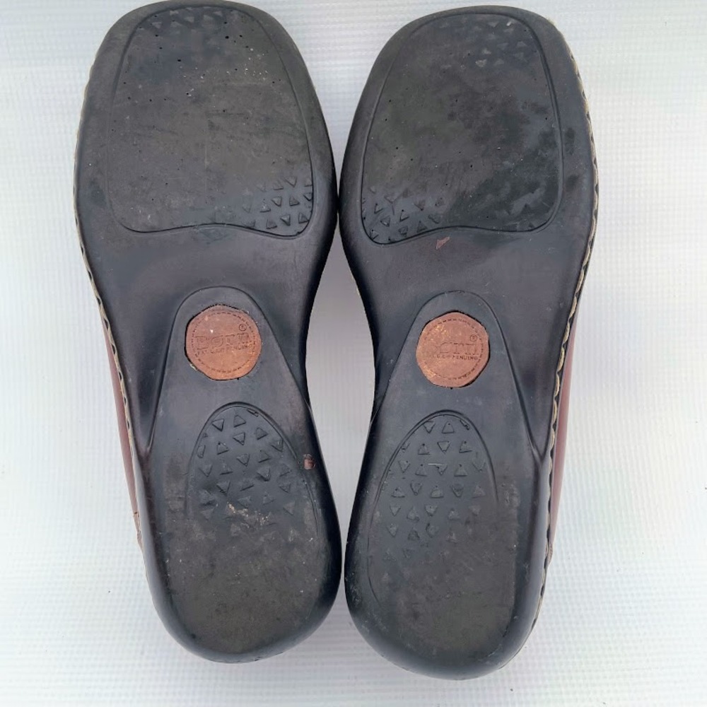 Born Brown Leather Tassel Loafers Womens 9 Moccasin Toe Handcrafted MGF5 - Picture 9 of 9